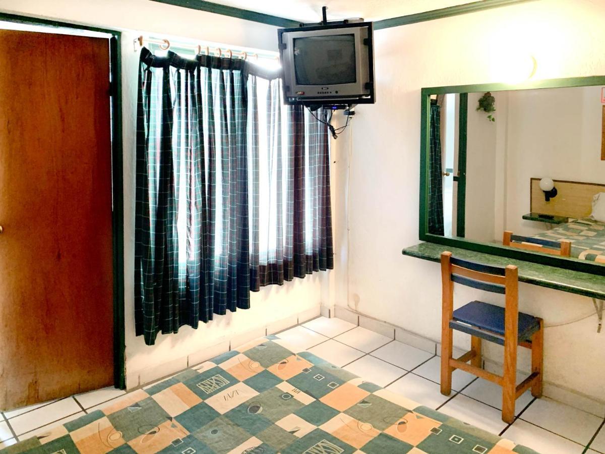 Hotel Vagabundo Plaza del Sol Zapopan Exterior foto